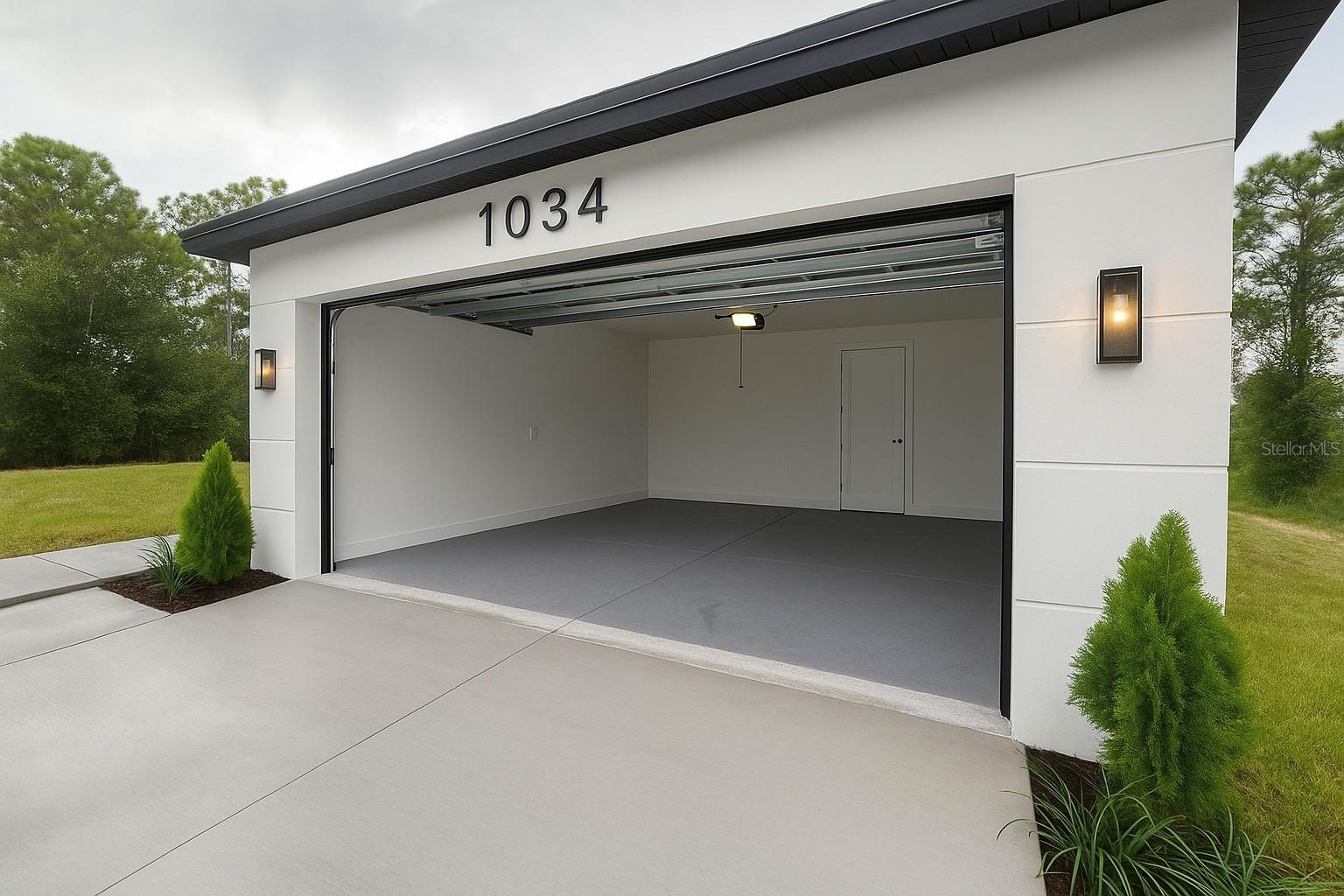 Image 4 of 19 For 1034 Alcalde Street E