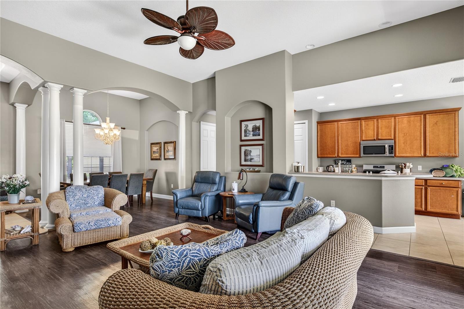Image 17 of 39 For 36806 Winfield Court