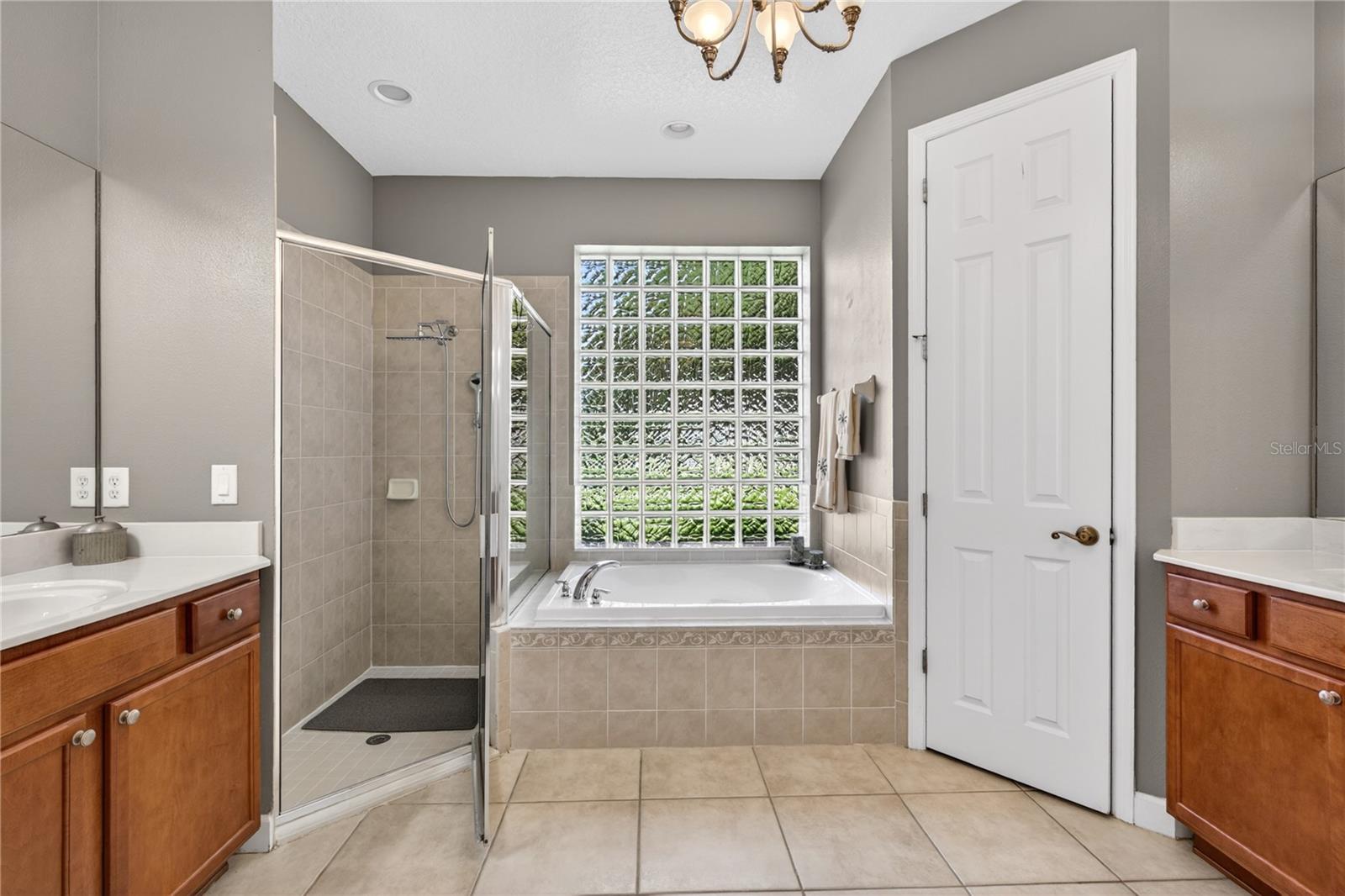 Image 19 of 39 For 36806 Winfield Court