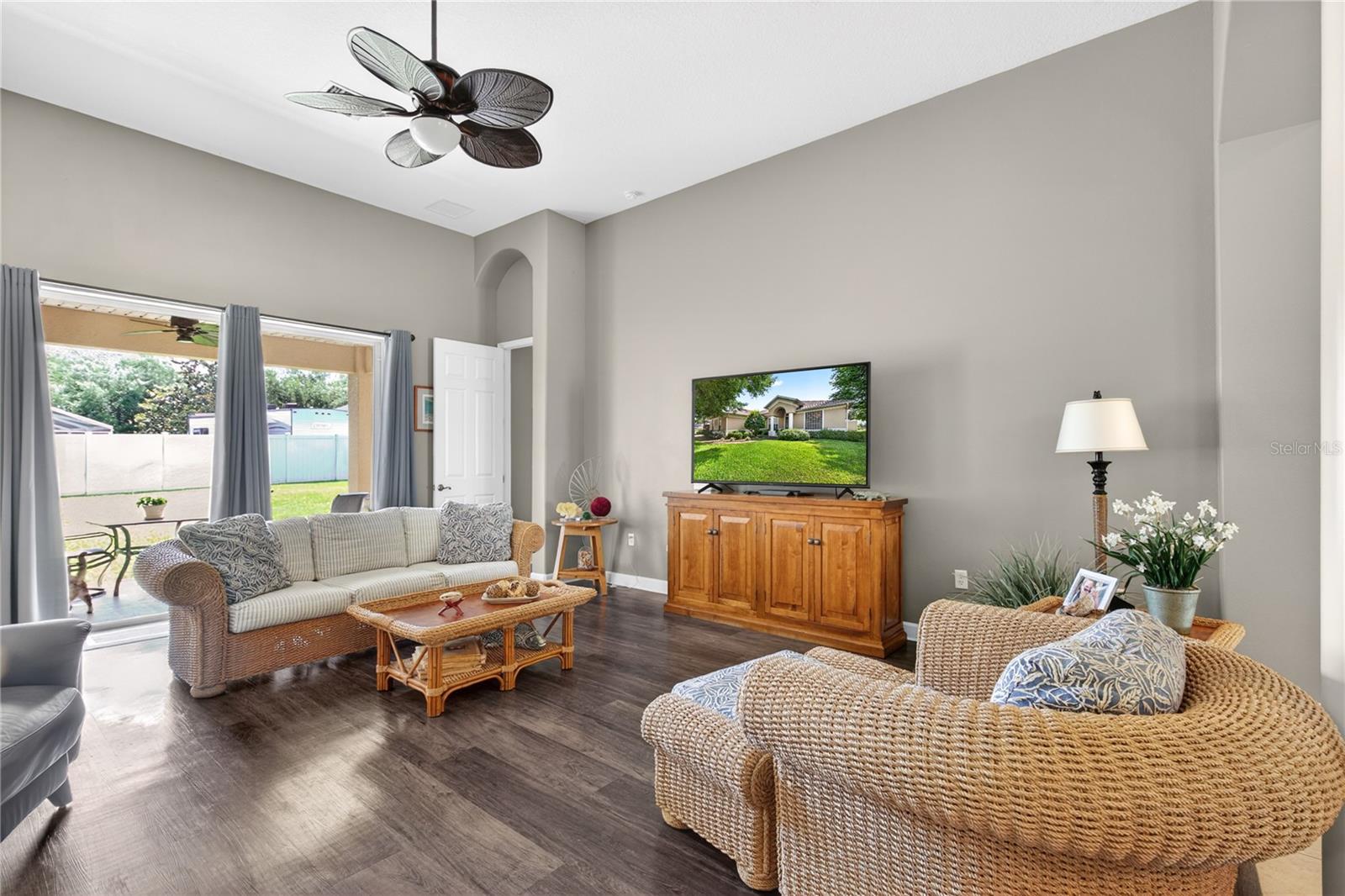 Image 7 of 39 For 36806 Winfield Court