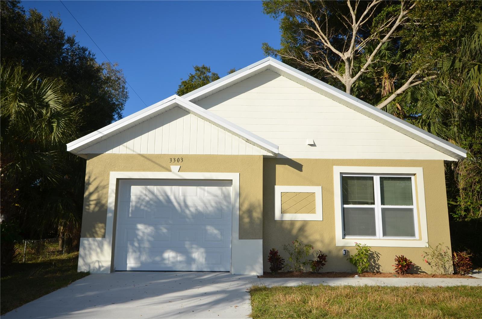 Details for 3303 Armstrong Court, FORT MYERS, FL 33916