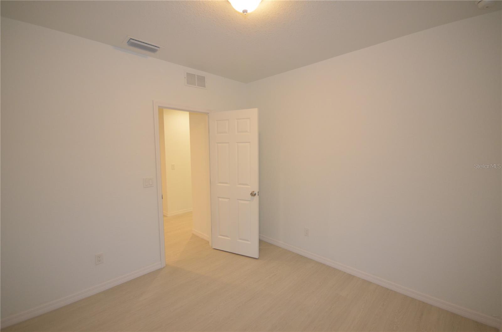 Image 4 of 15 For 3303 Armstrong Court