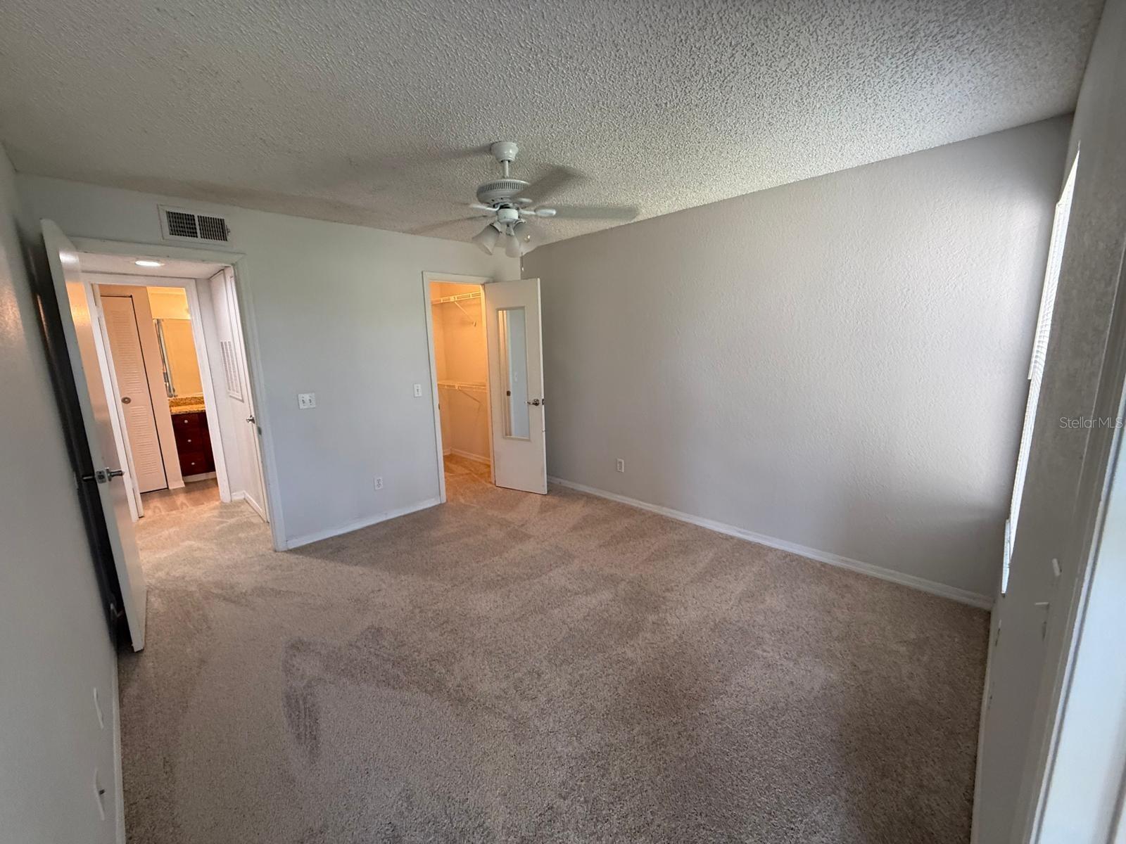 Image 12 of 35 For 5164 Conroy Road 1526