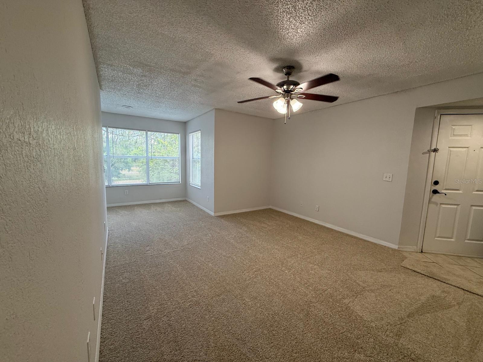 Image 5 of 35 For 5164 Conroy Road 1526