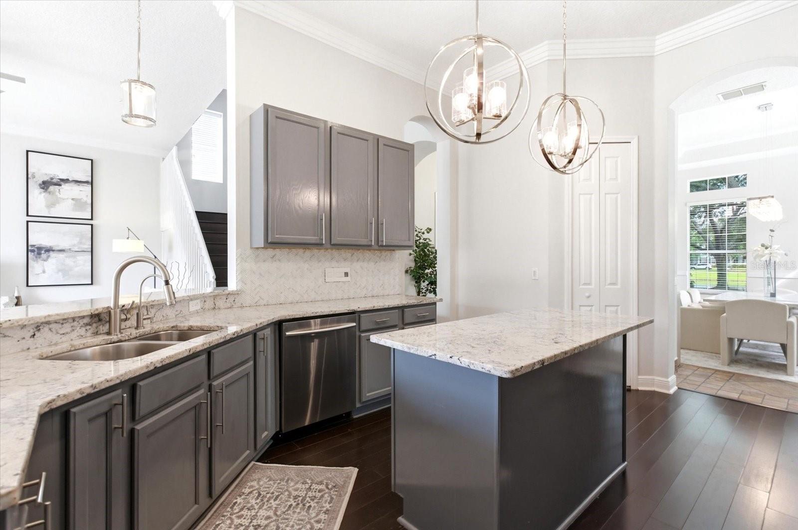 Image 16 of 51 For 13633 Ancilla Boulevard