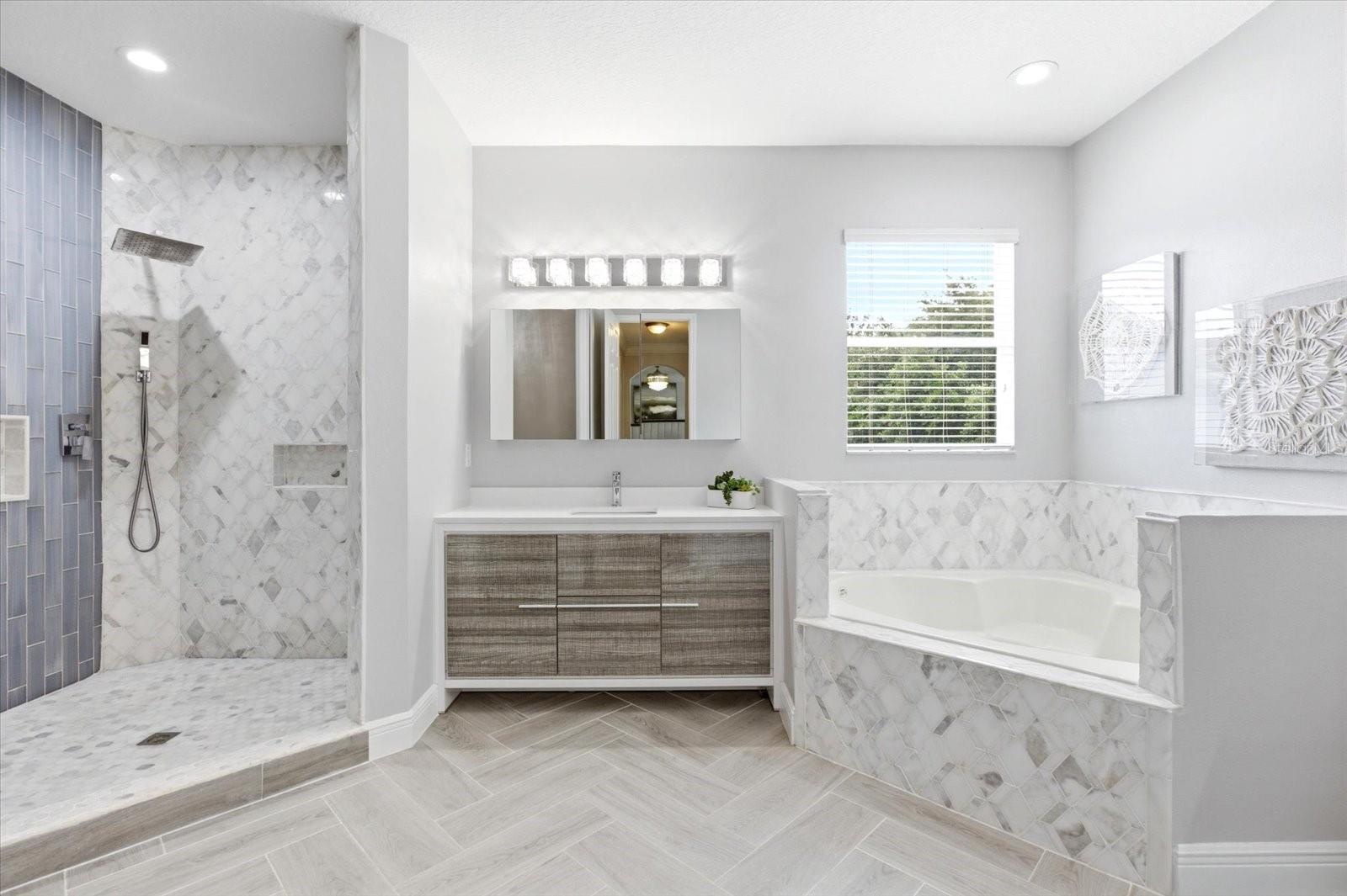 Image 34 of 51 For 13633 Ancilla Boulevard