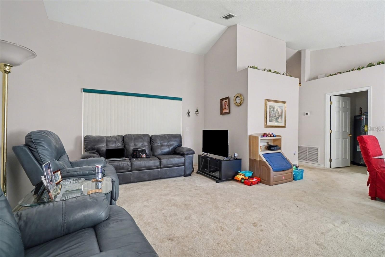 Image 2 of 5 For 1670 Spring Ridge Circle