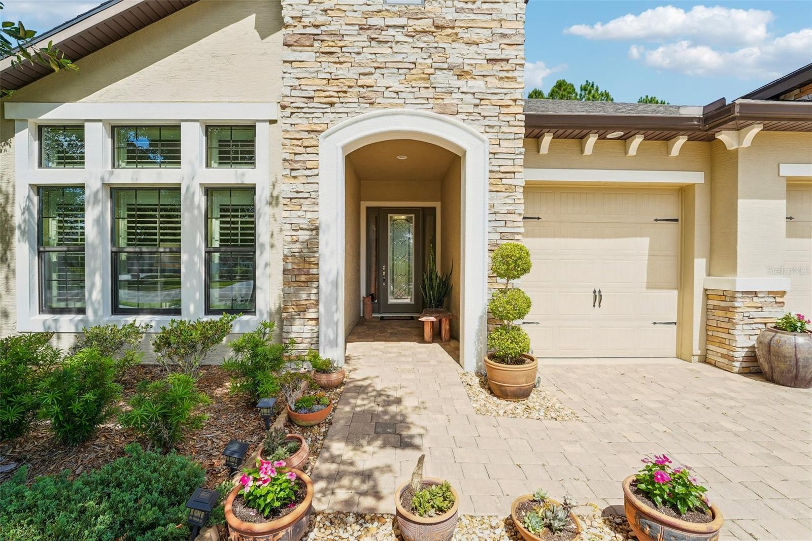 Image 2 of 45 For 648 Southlake Drive