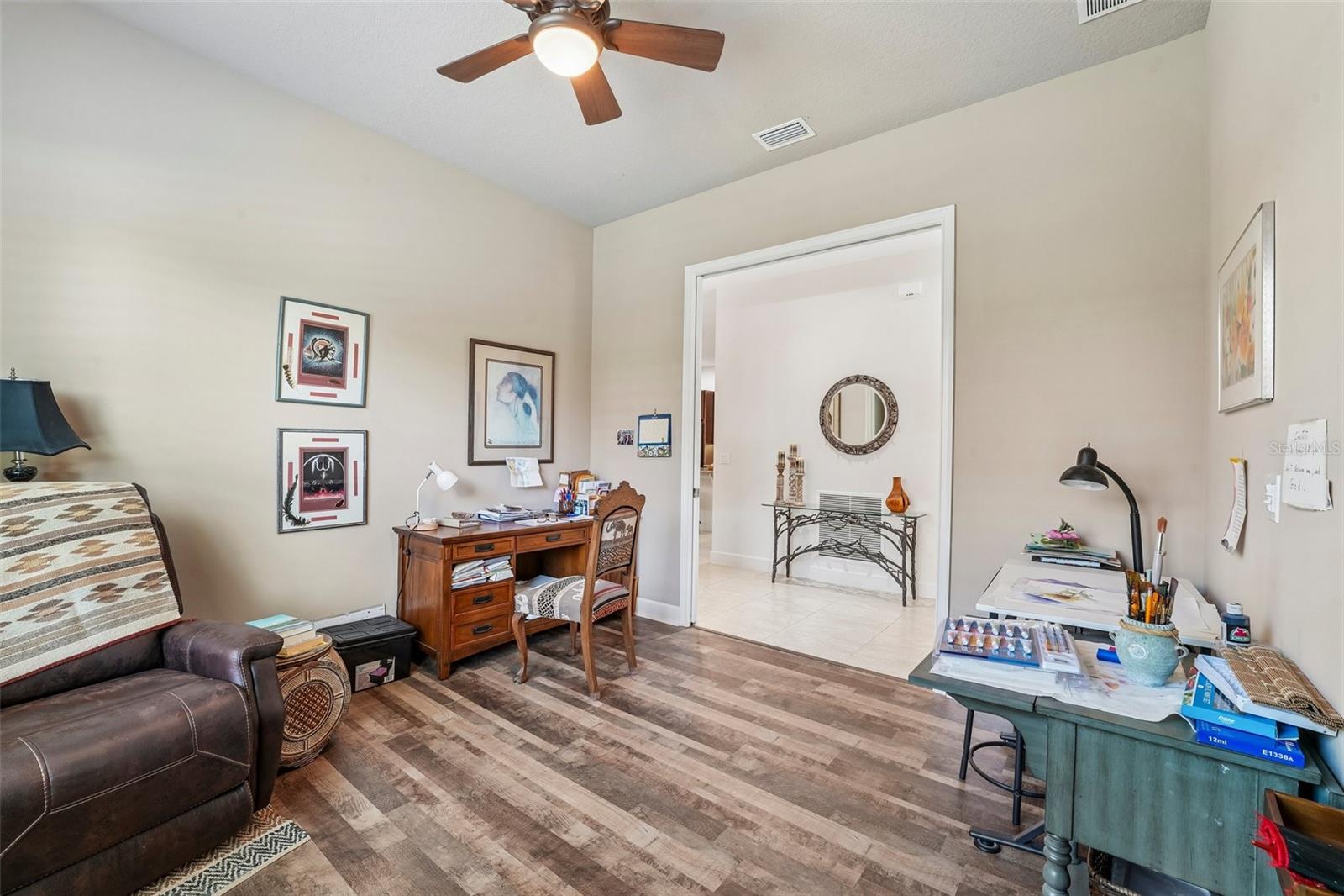 Image 20 of 45 For 648 Southlake Drive