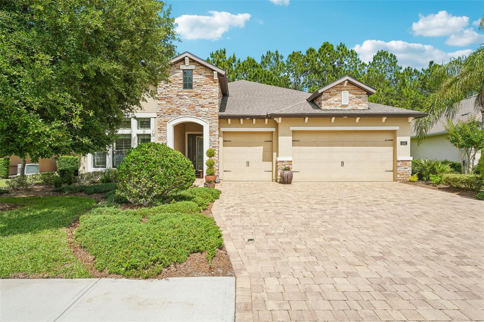 Image 31 of 45 For 648 Southlake Drive