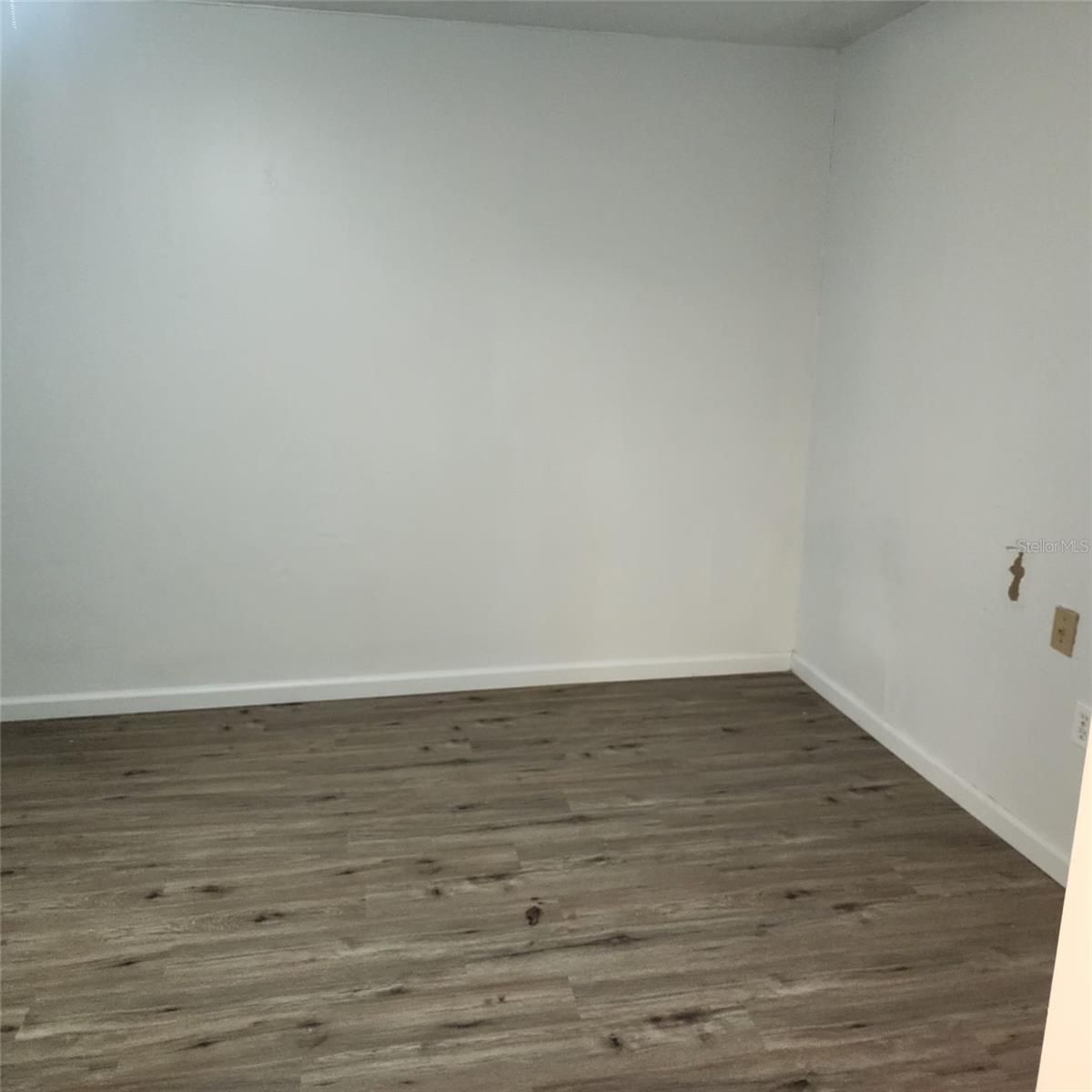 Image 14 of 16 For 305 11th Avenue B