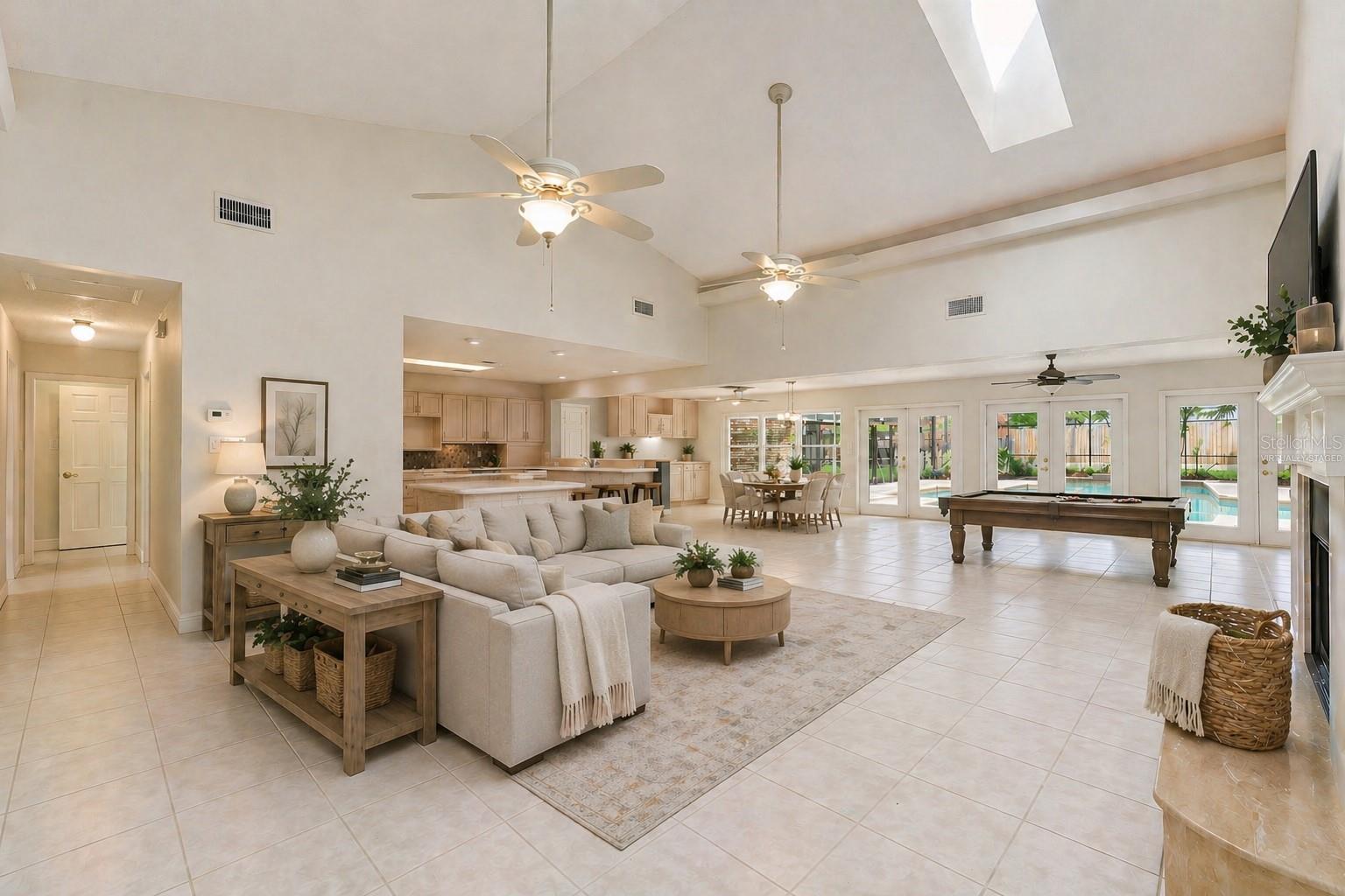 Image 12 of 75 For 14001 Country Estate Drive