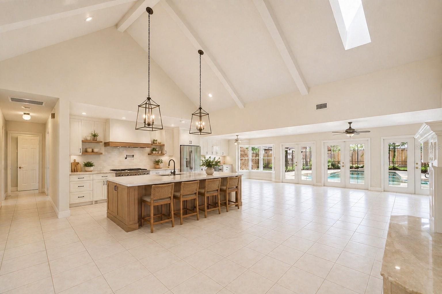 Image 13 of 75 For 14001 Country Estate Drive