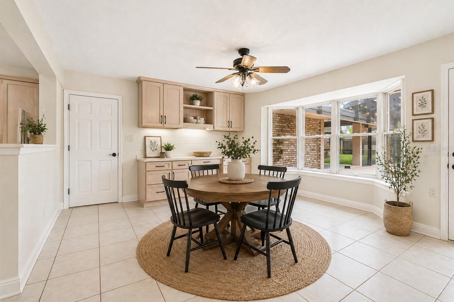 Image 20 of 75 For 14001 Country Estate Drive