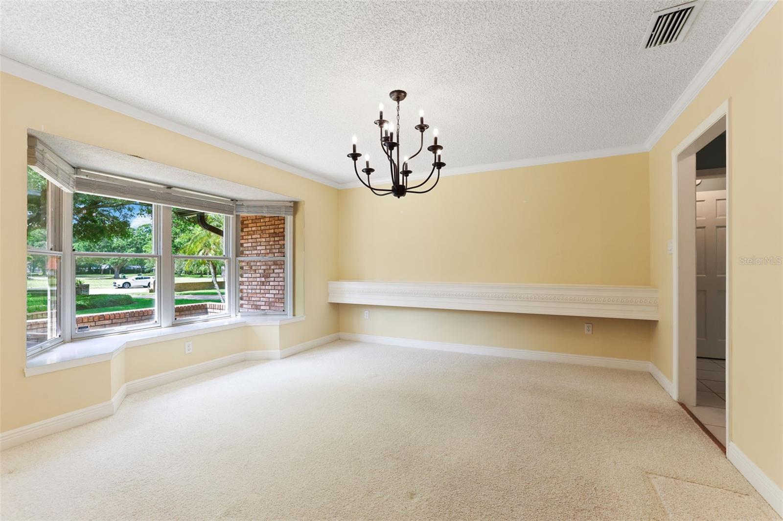 Image 3 of 75 For 14001 Country Estate Drive