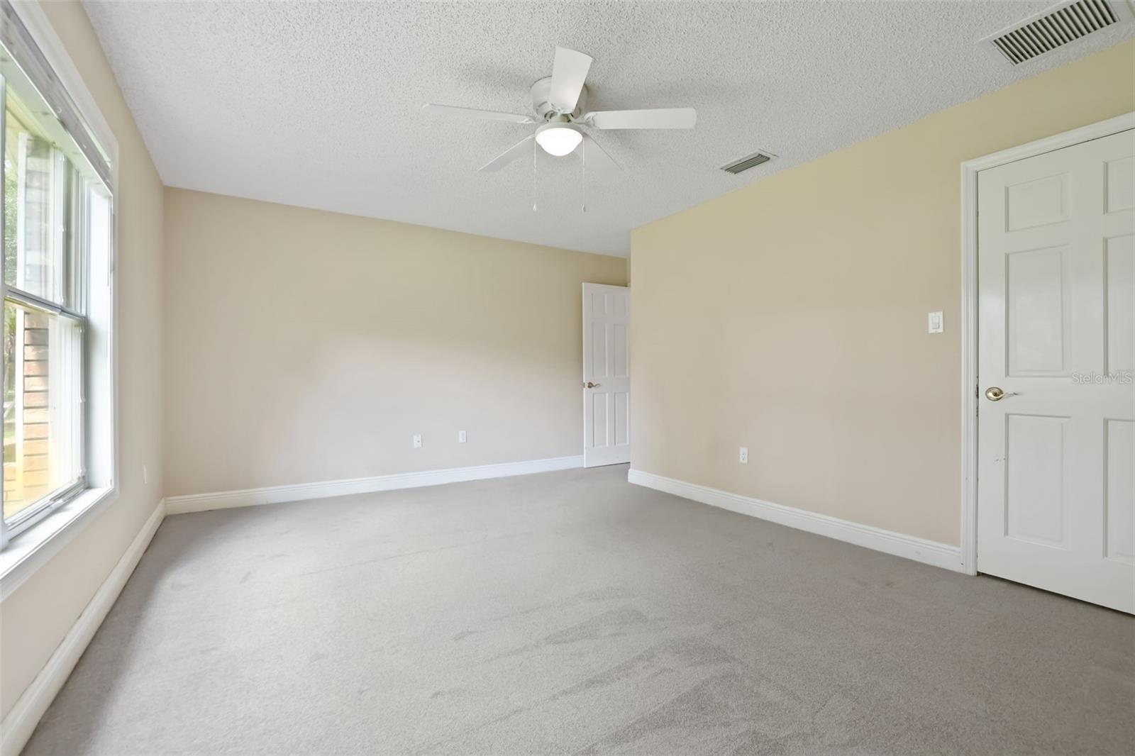Image 36 of 75 For 14001 Country Estate Drive