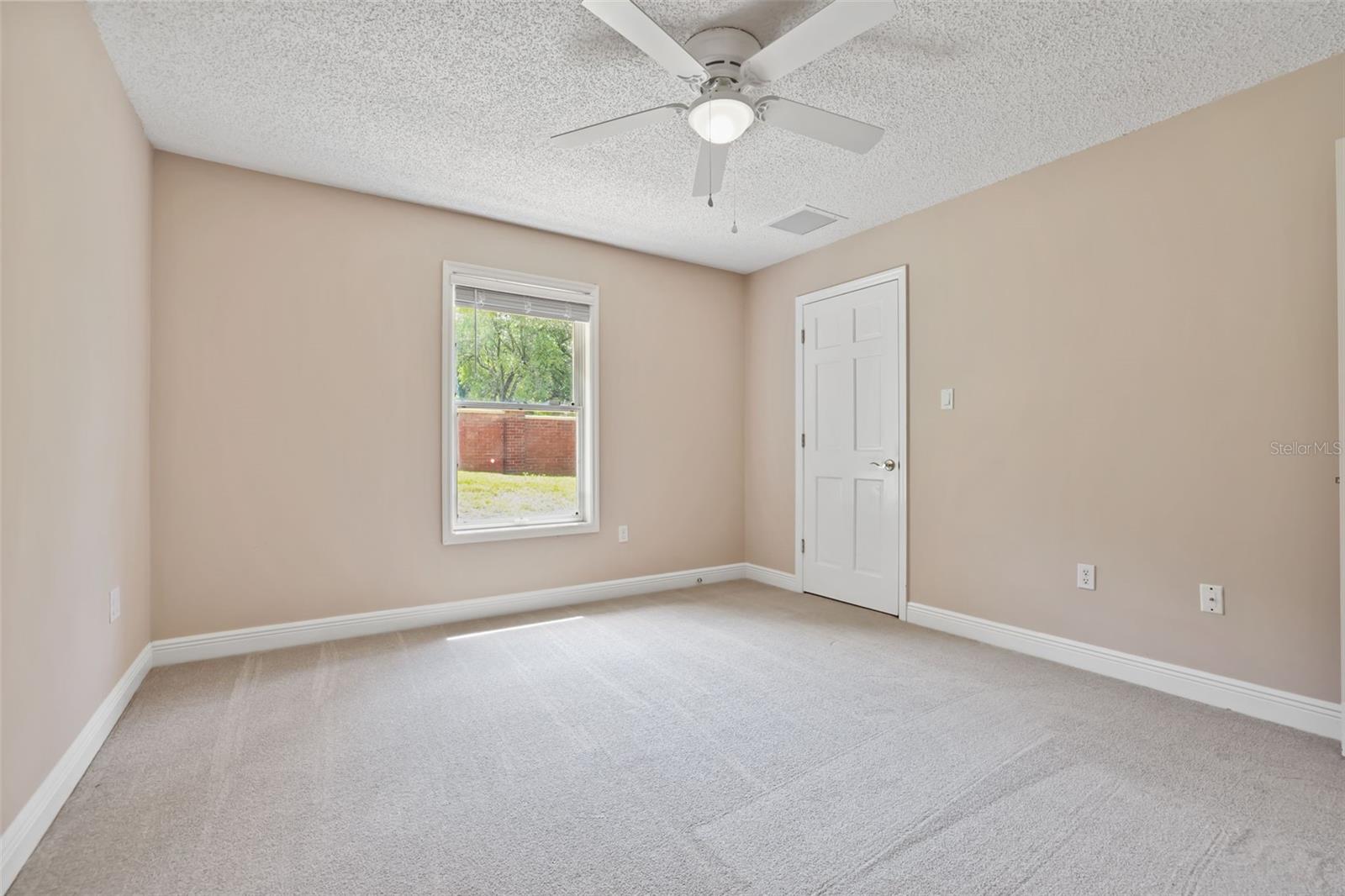 Image 41 of 75 For 14001 Country Estate Drive