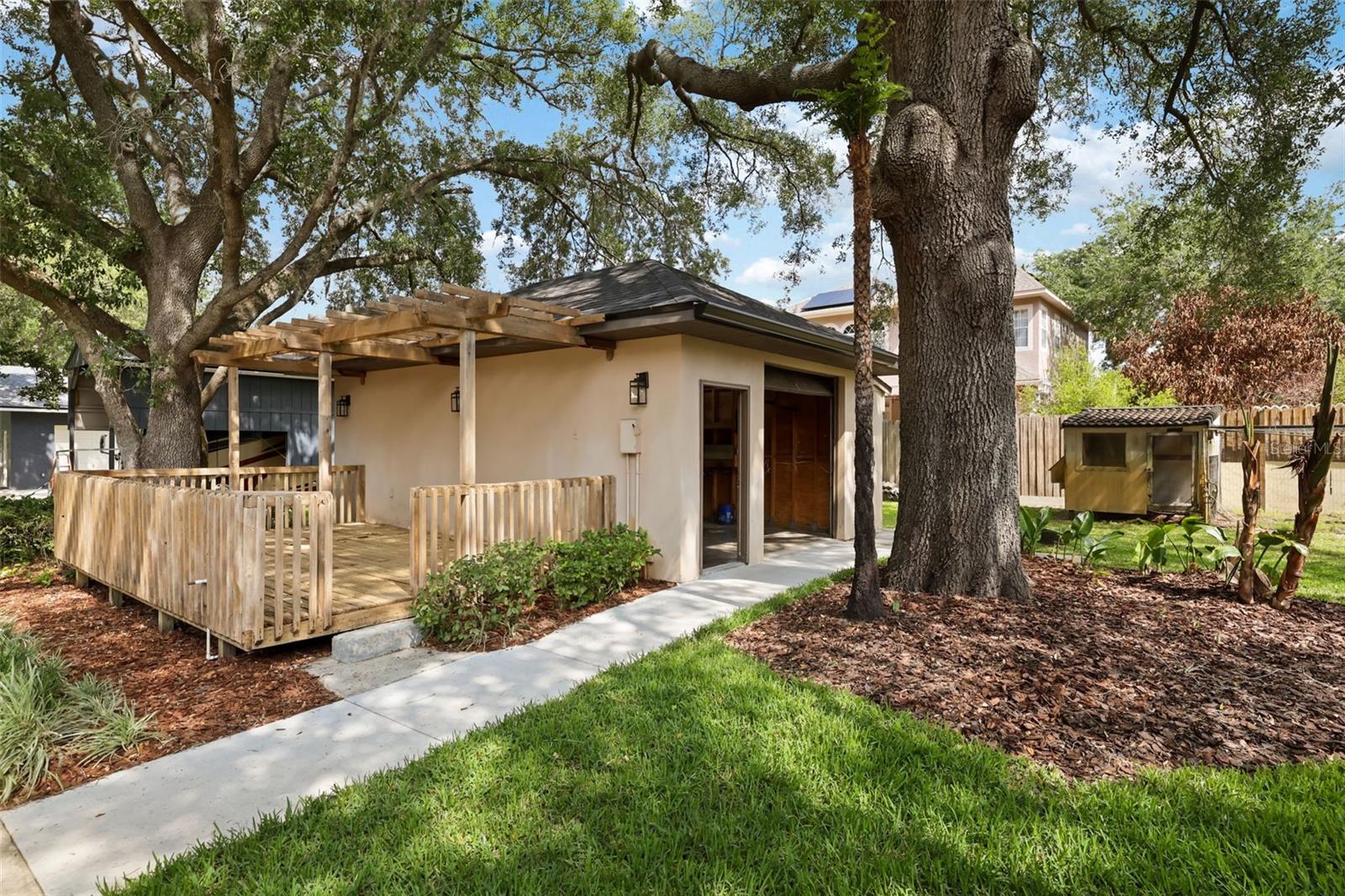 Image 63 of 75 For 14001 Country Estate Drive