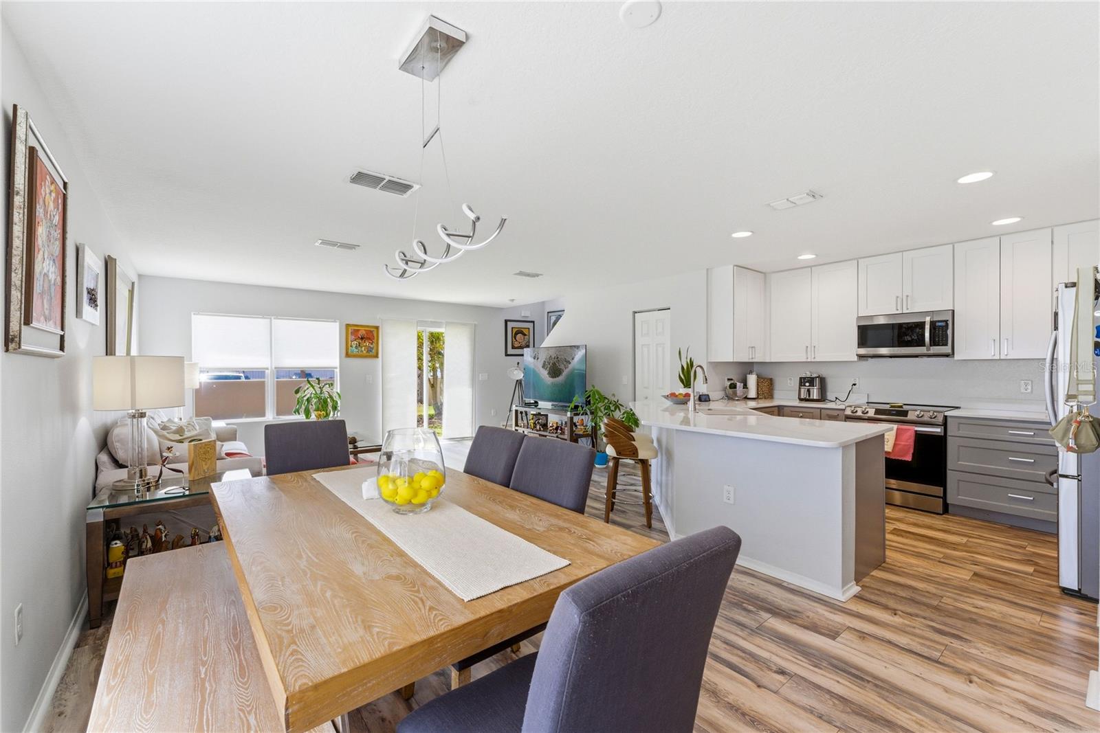Image 13 of 18 For 3045 Seaview Castle Drive