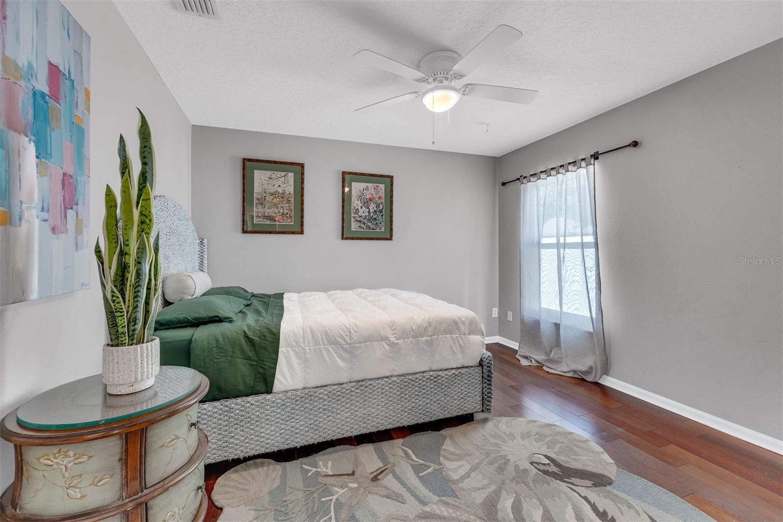 Image 13 of 33 For 1430 Glenwick Drive
