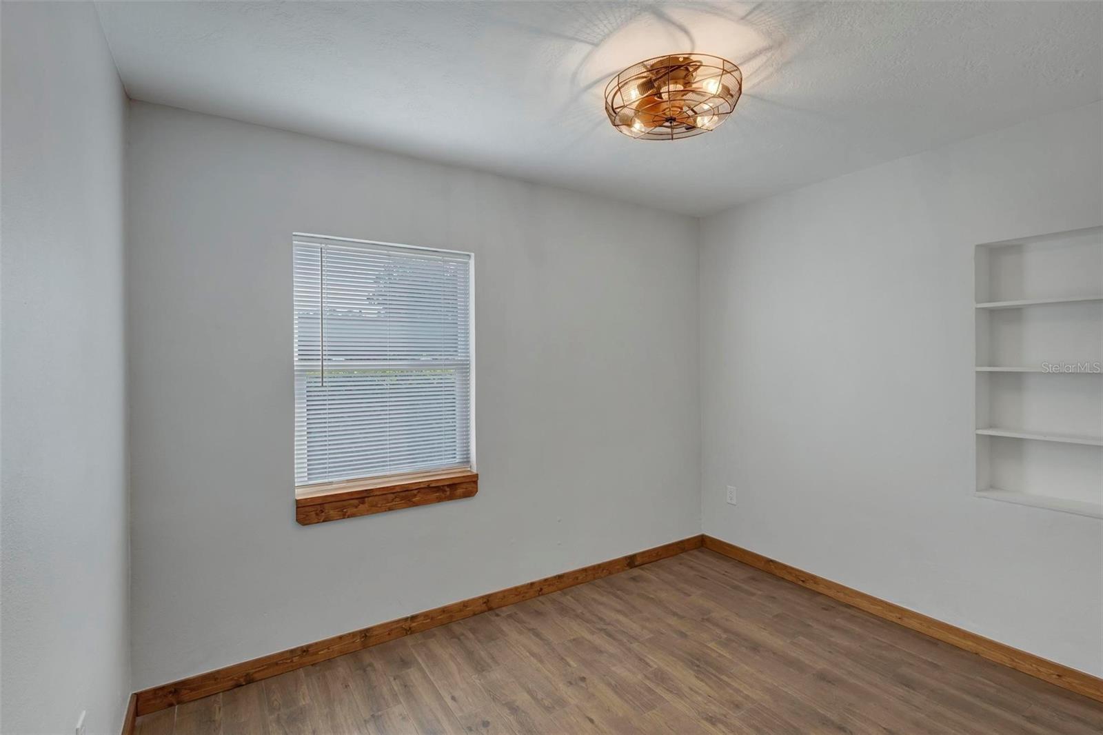 Image 10 of 17 For 502 Highland Avenue