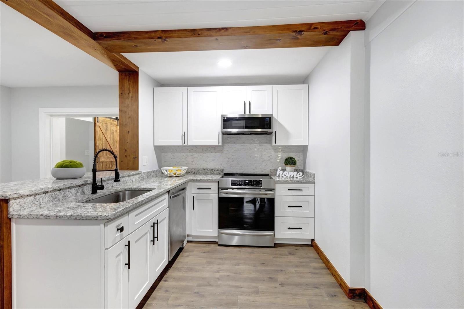 Image 4 of 17 For 502 Highland Avenue