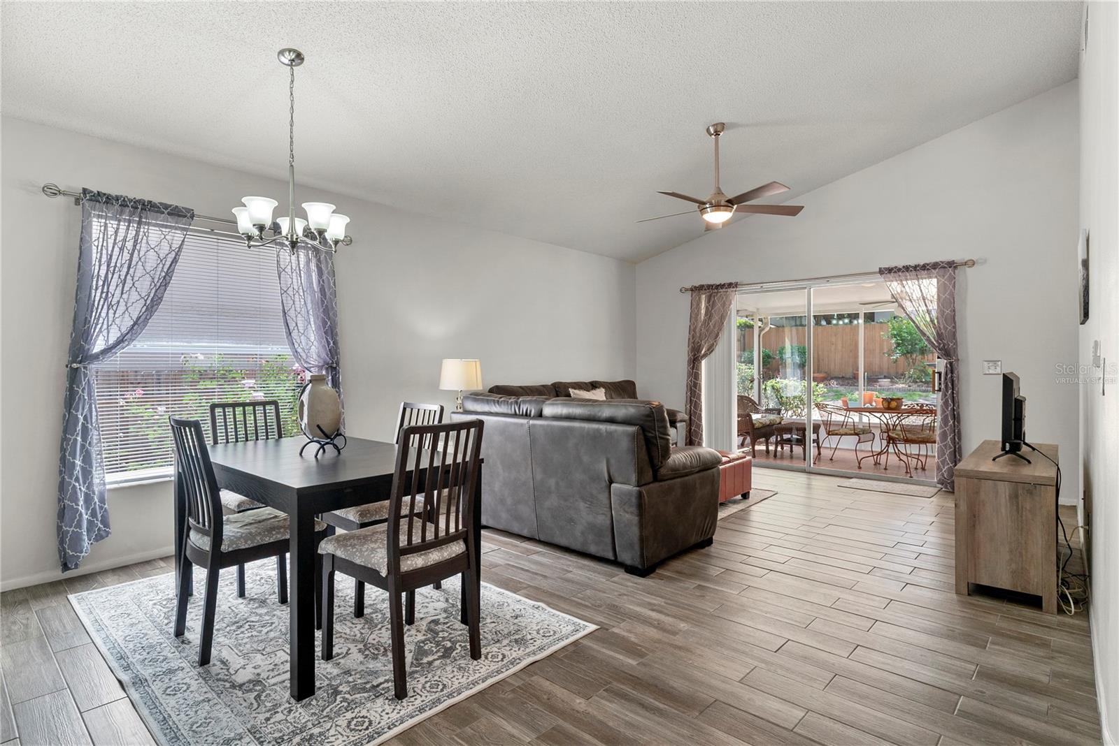 Image 10 of 40 For 1311 Century Oak Drive