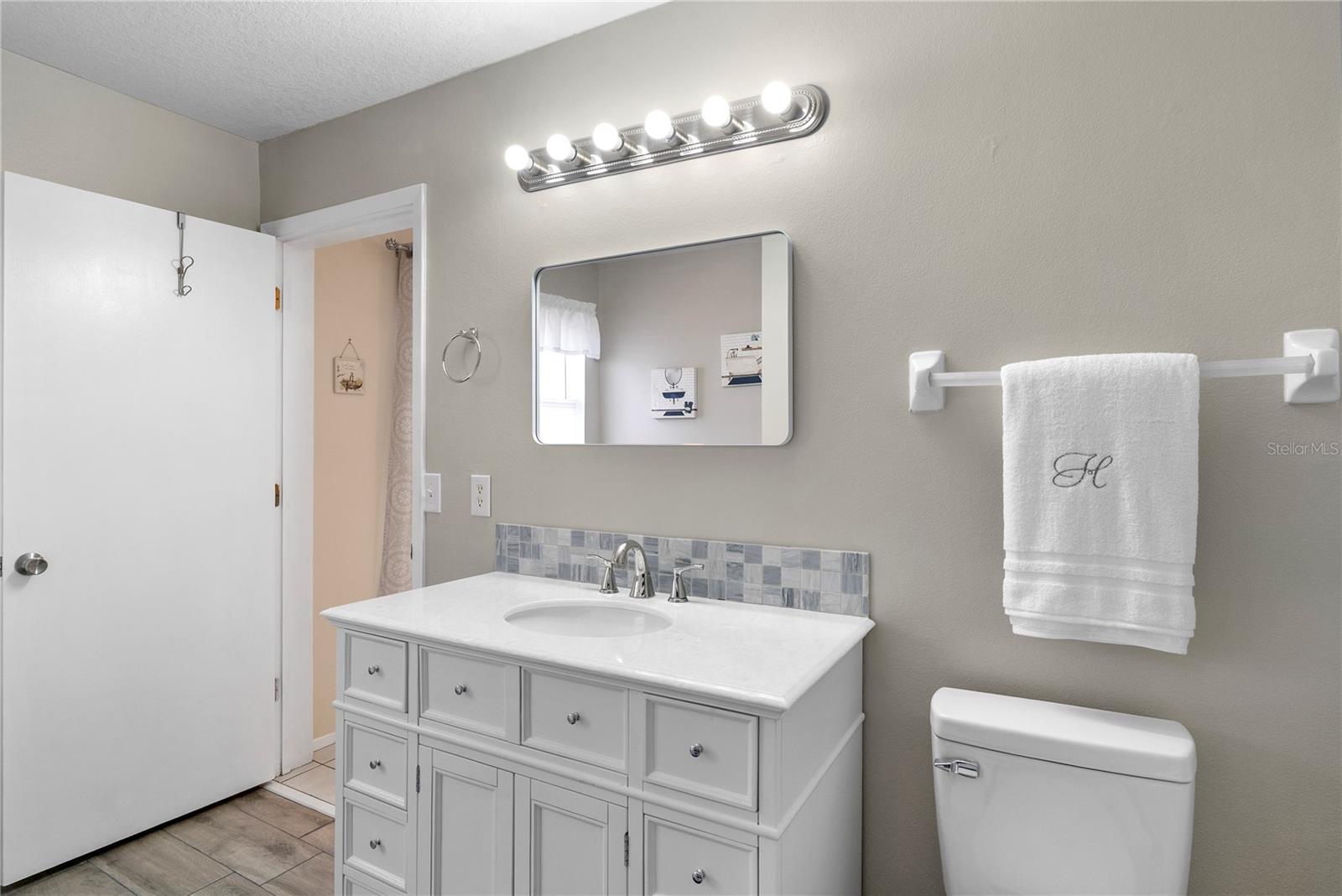 Image 26 of 40 For 1311 Century Oak Drive