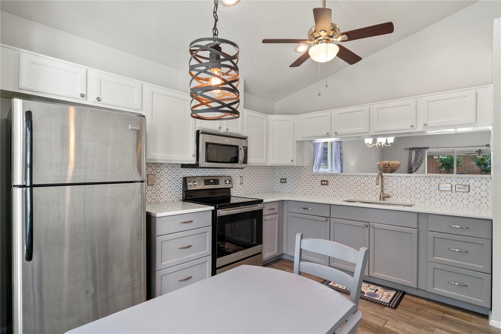 Image 4 of 40 For 1311 Century Oak Drive