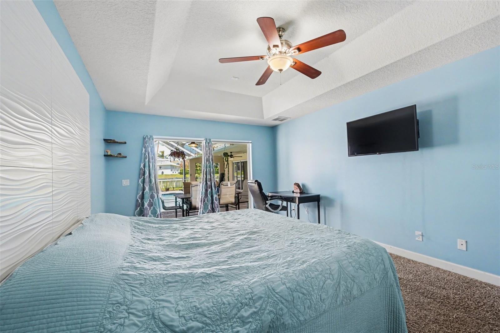 Listing photo id 14 for 3621 Tipperary Drive