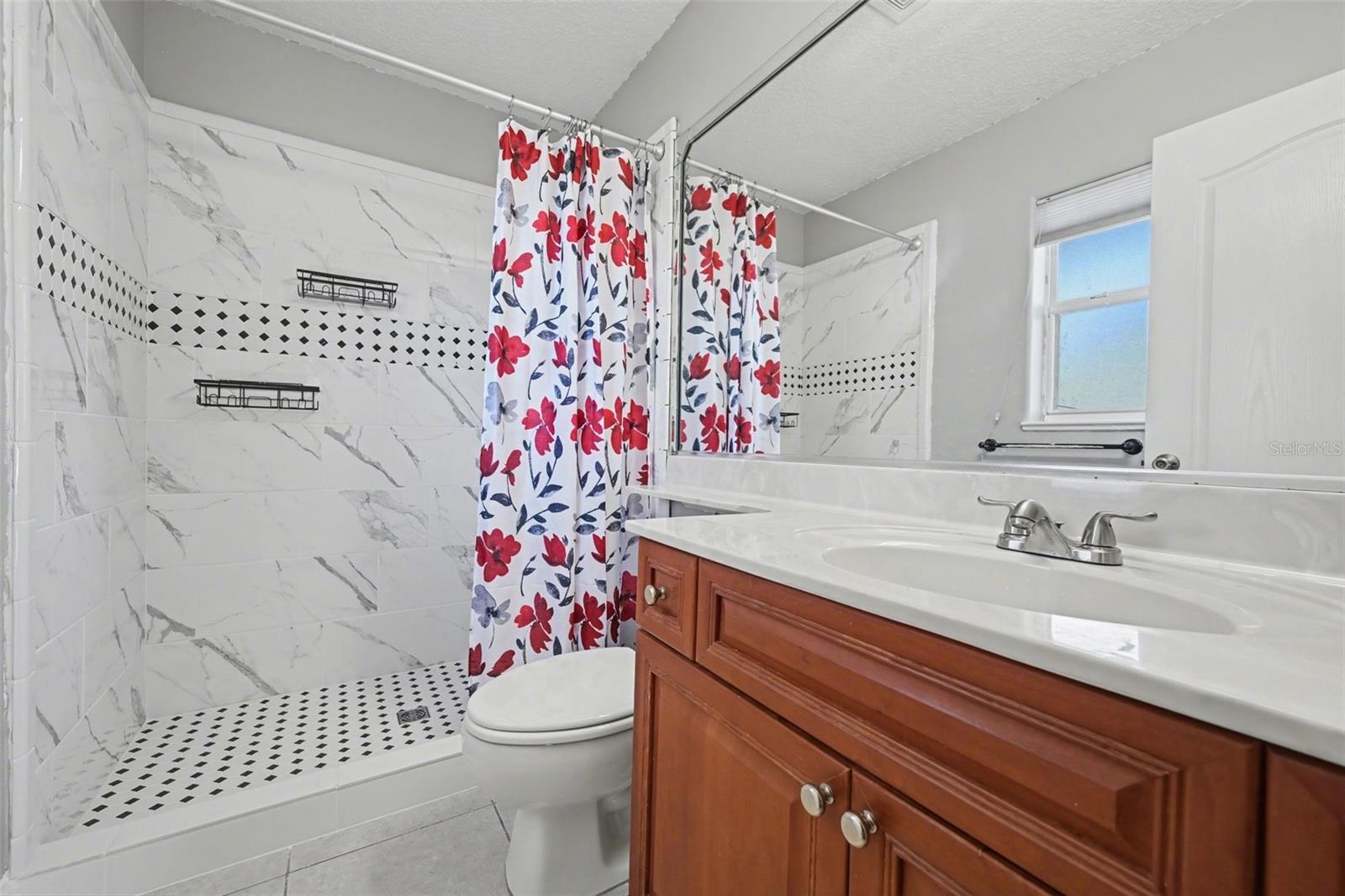 Listing photo id 22 for 3621 Tipperary Drive
