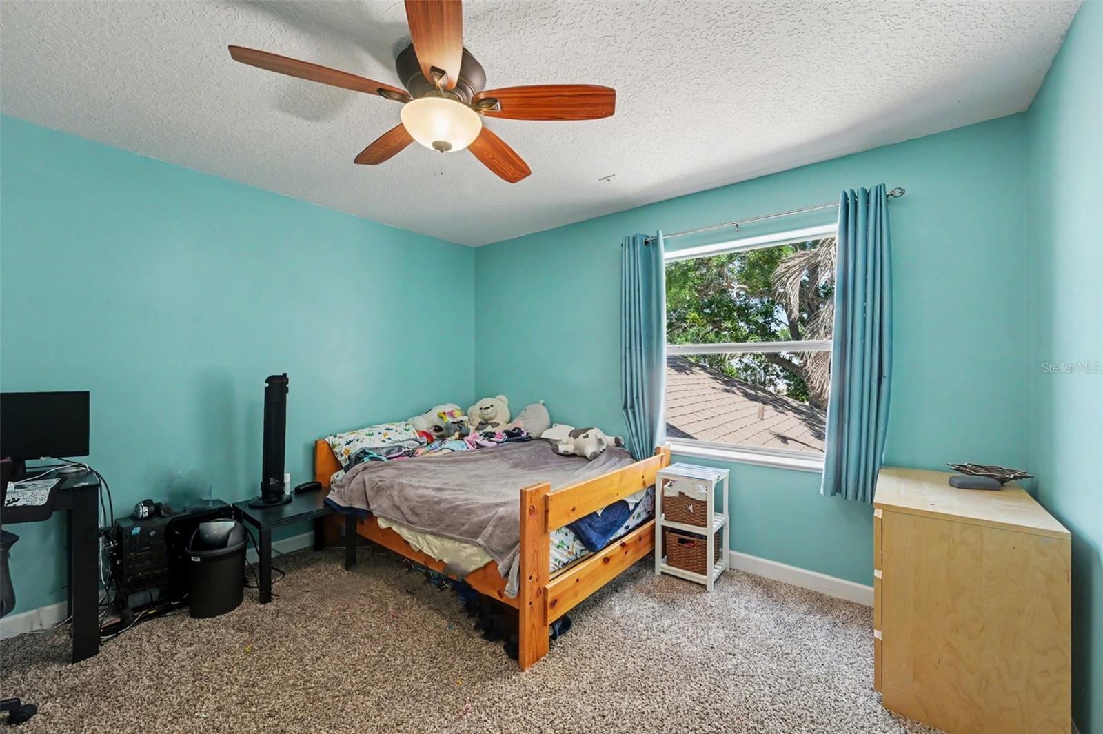 Listing photo id 23 for 3621 Tipperary Drive