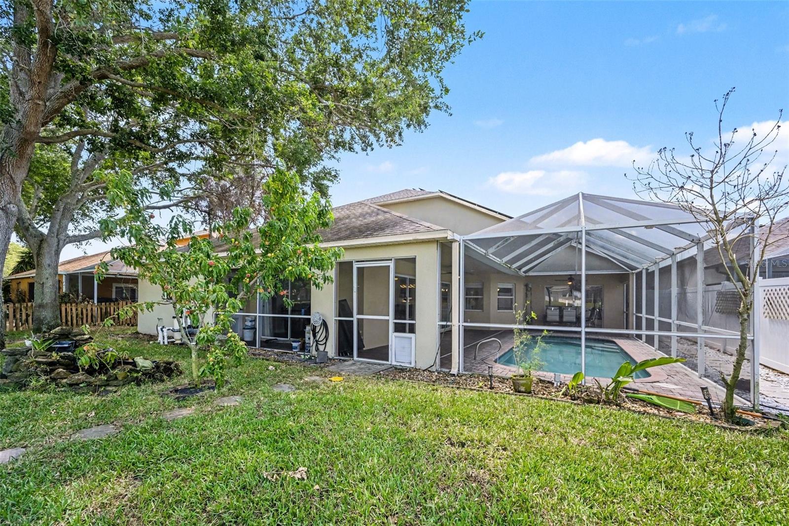 Listing photo id 30 for 3621 Tipperary Drive