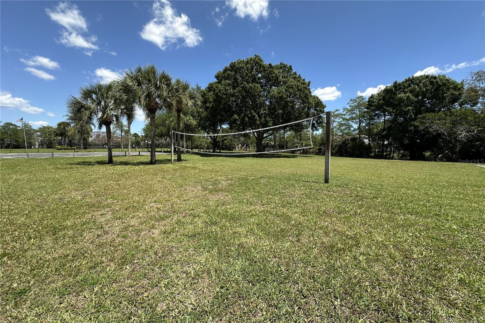 Listing photo id 43 for 3621 Tipperary Drive