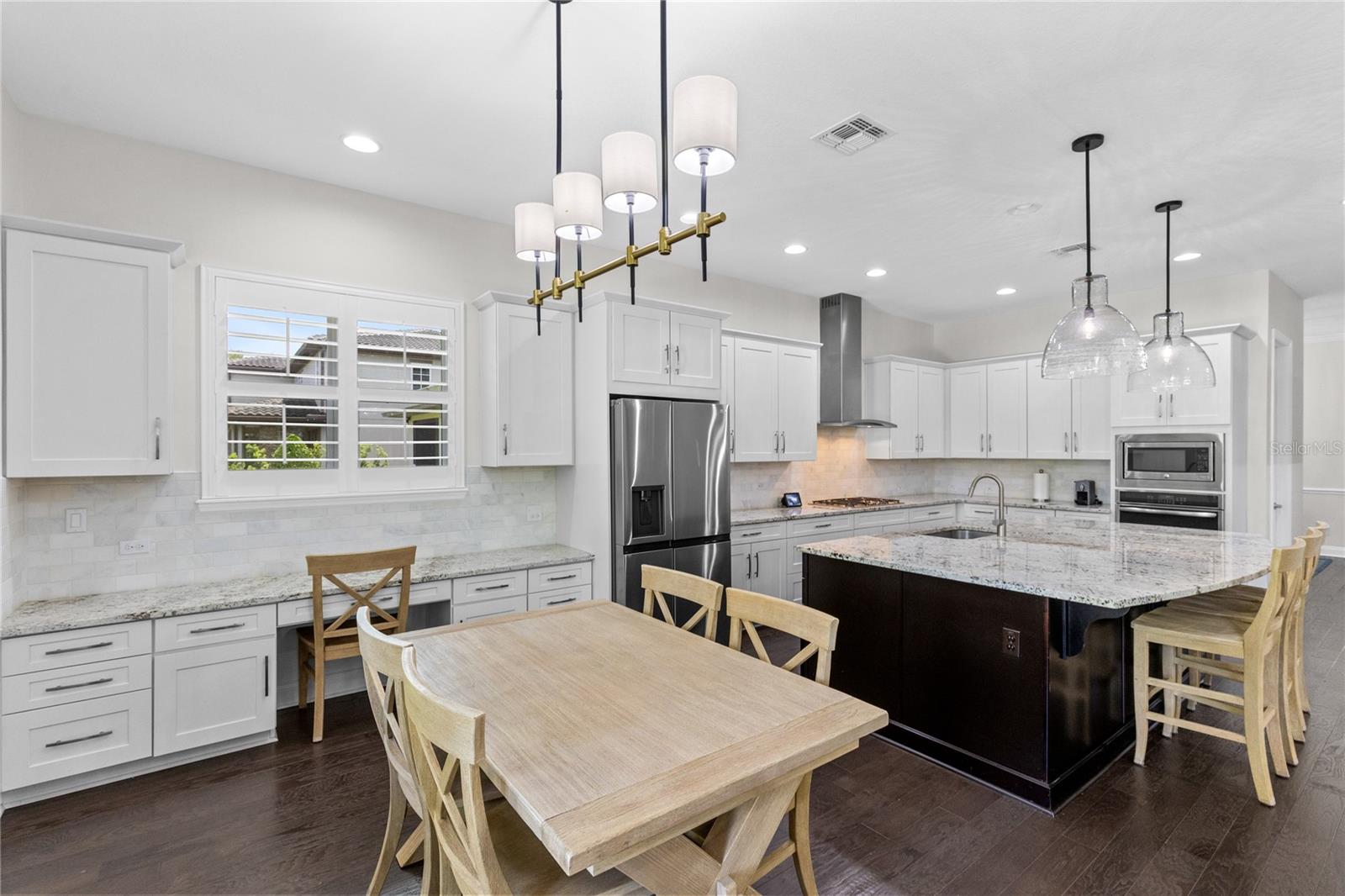Image 10 of 52 For 9433 Bordet Court