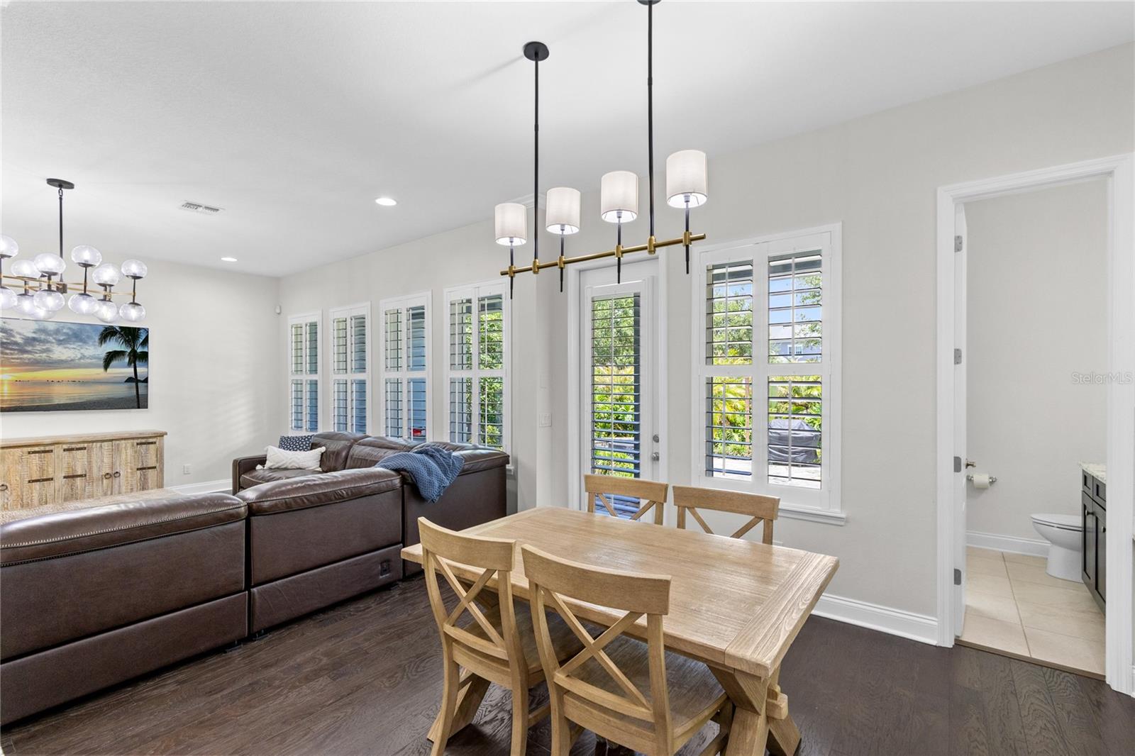 Image 11 of 52 For 9433 Bordet Court