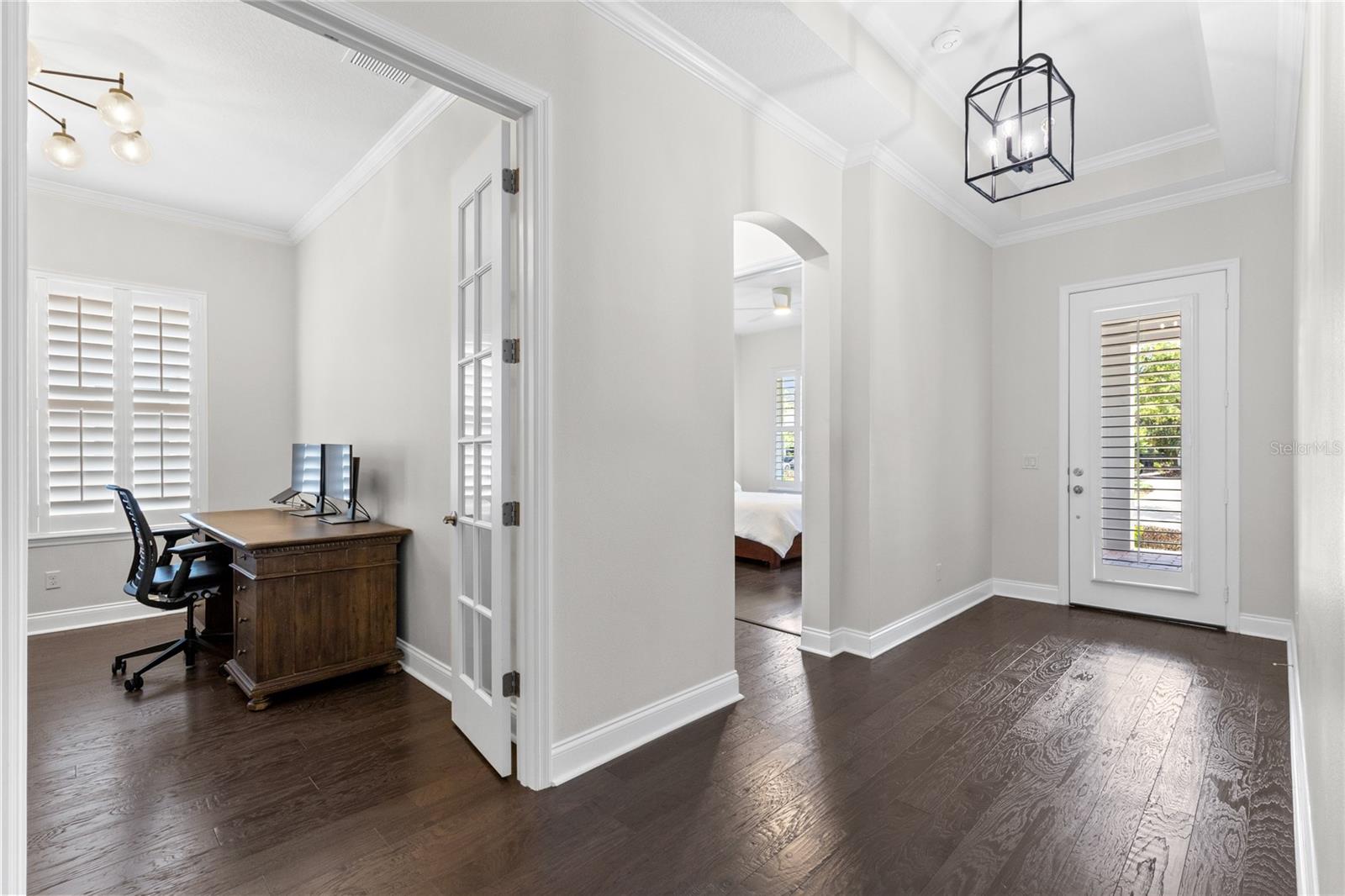 Image 17 of 52 For 9433 Bordet Court