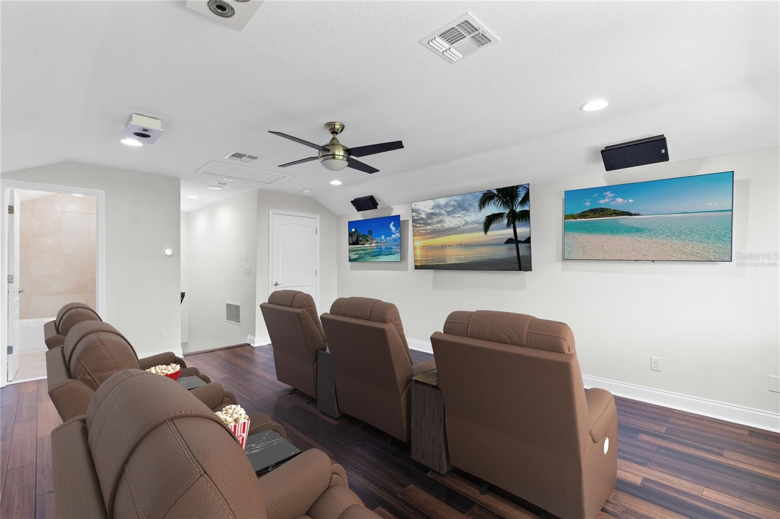 Image 33 of 52 For 9433 Bordet Court