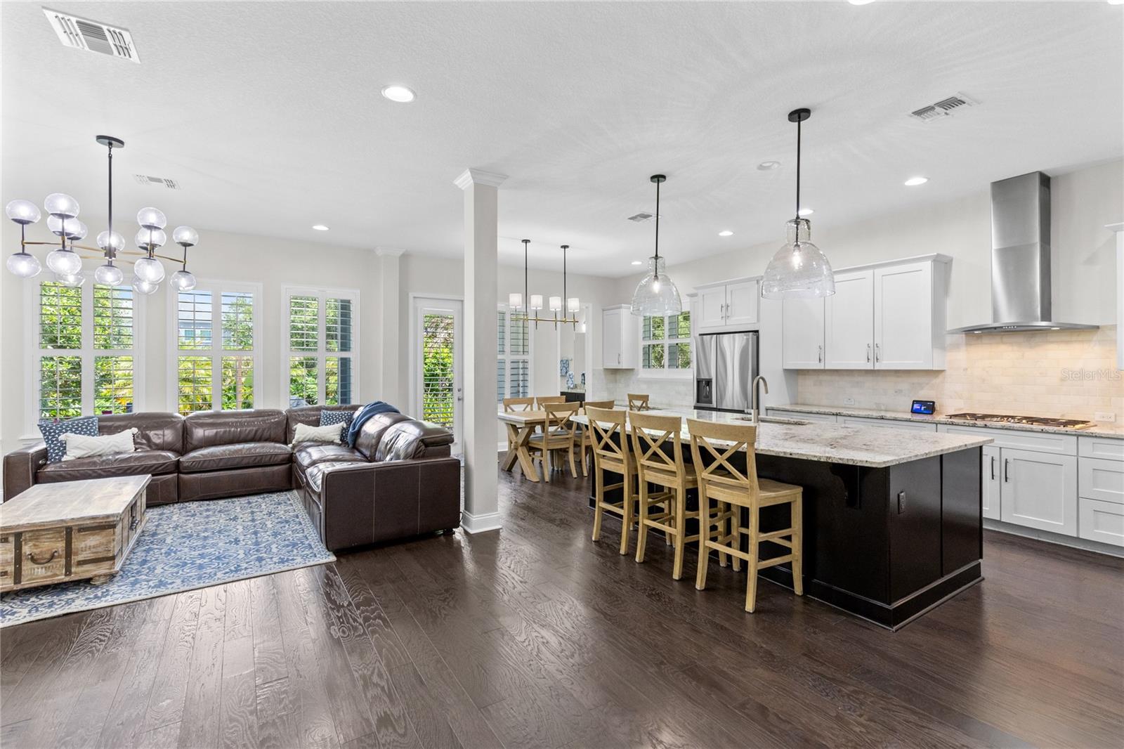 Image 5 of 52 For 9433 Bordet Court