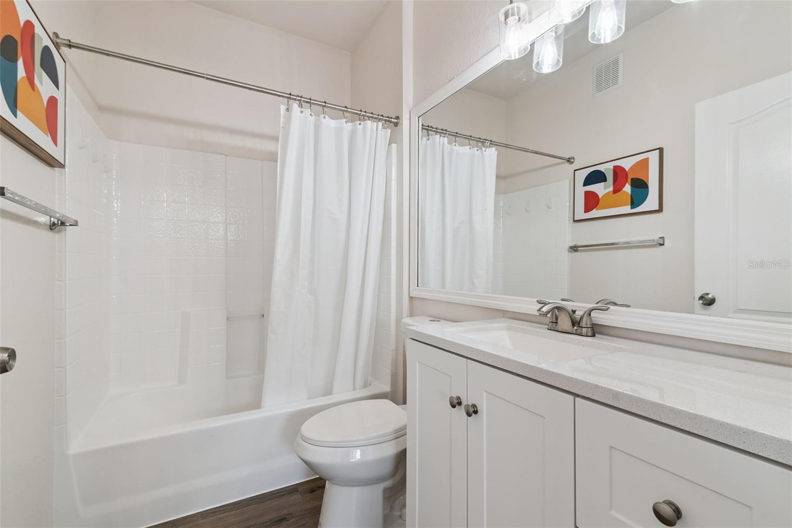 Image 21 of 35 For 3307 Kirkman Road 110