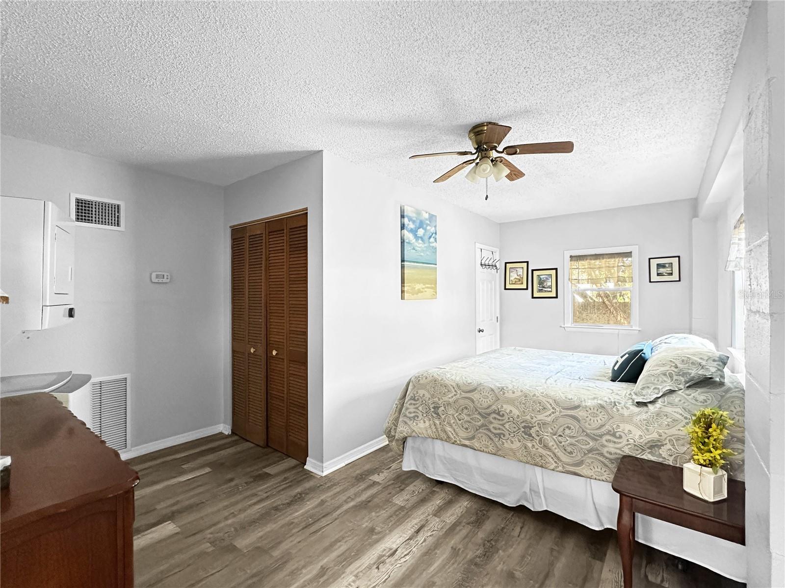 Image 13 of 30 For 824 Garfish Avenue