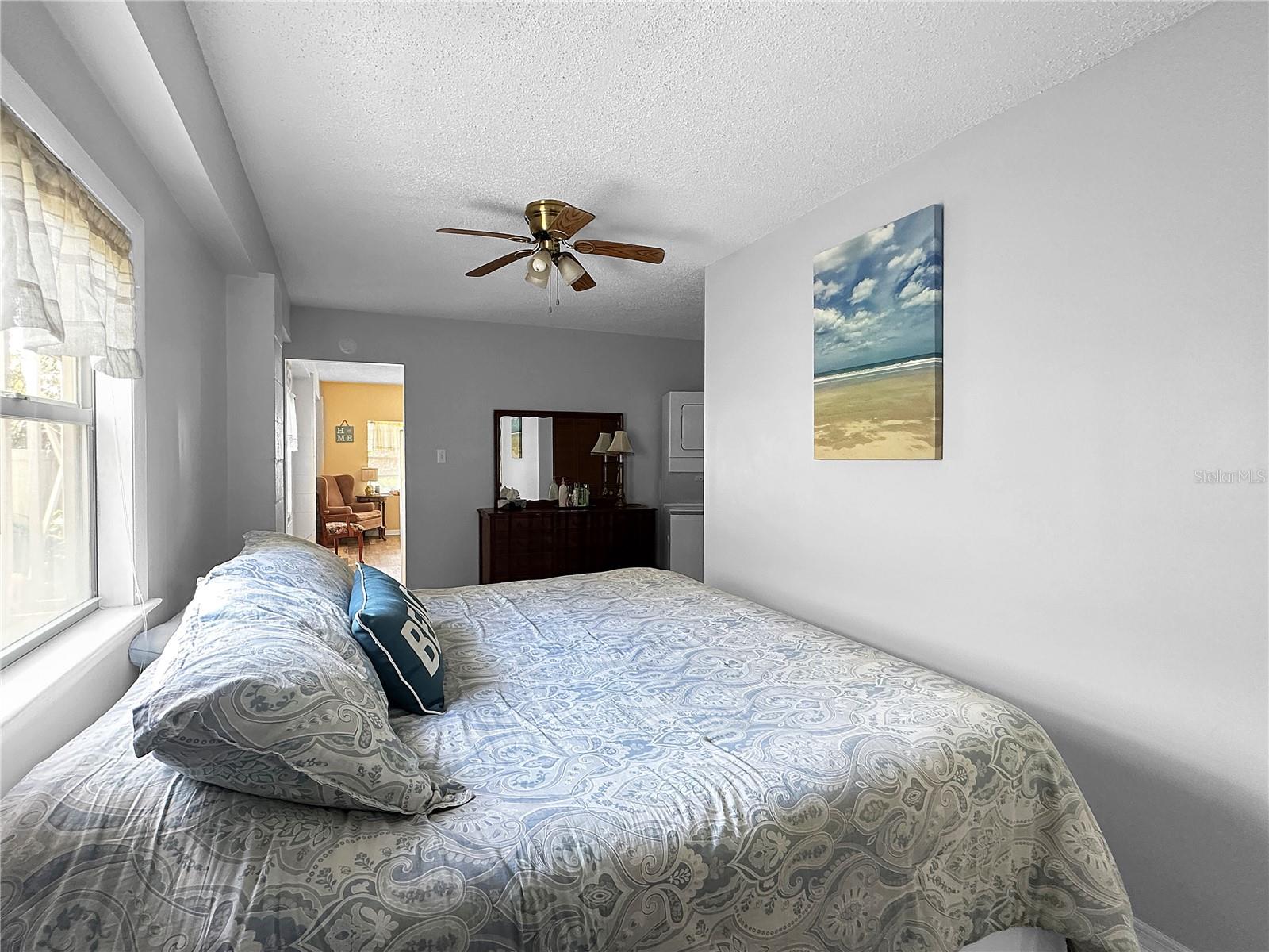 Image 14 of 30 For 824 Garfish Avenue
