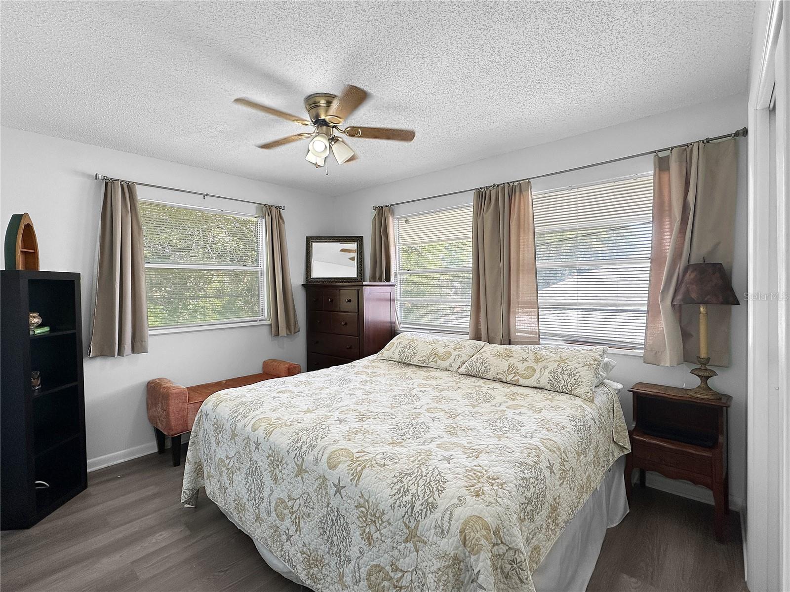 Image 26 of 30 For 824 Garfish Avenue