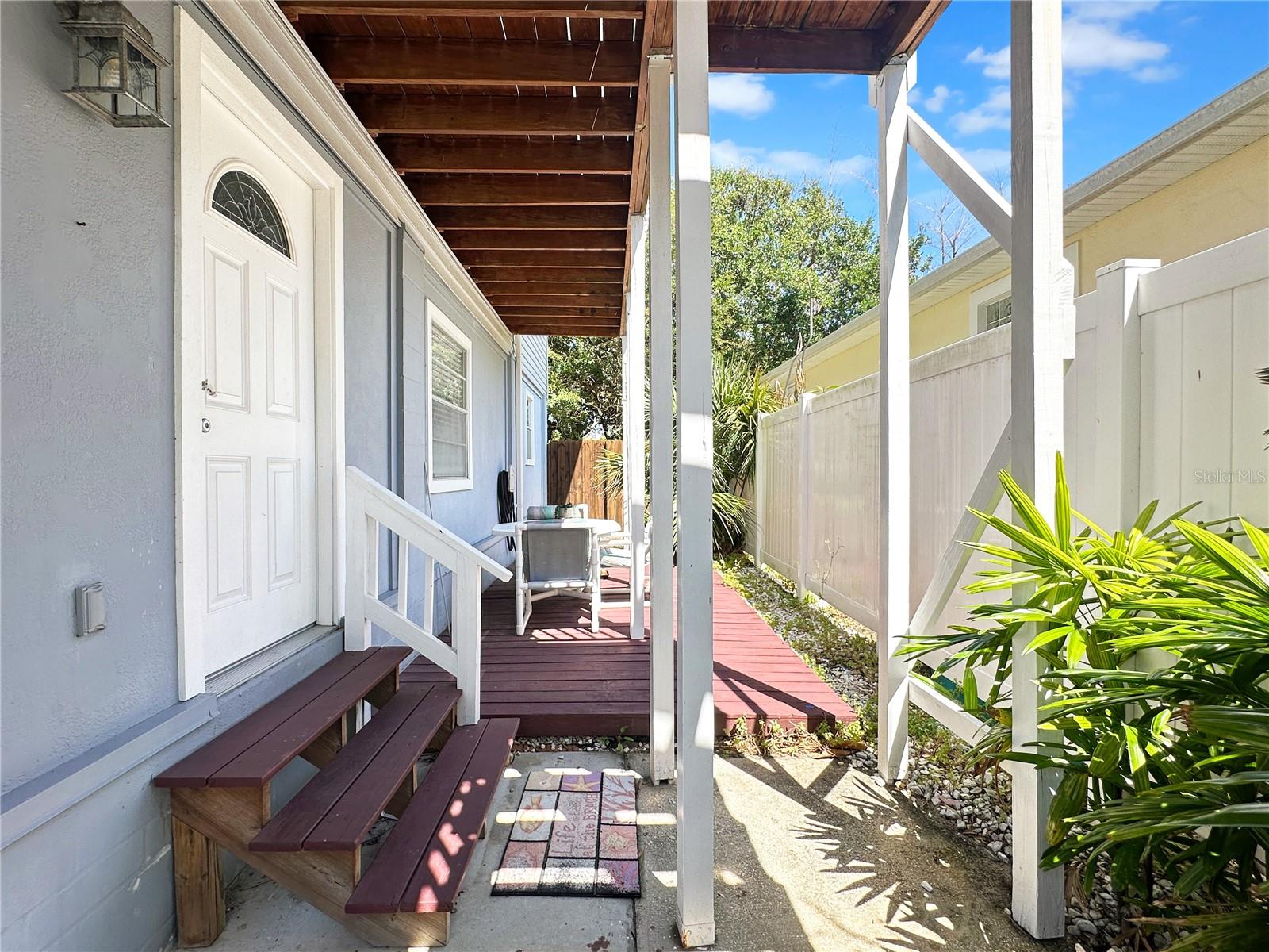 Image 9 of 30 For 824 Garfish Avenue