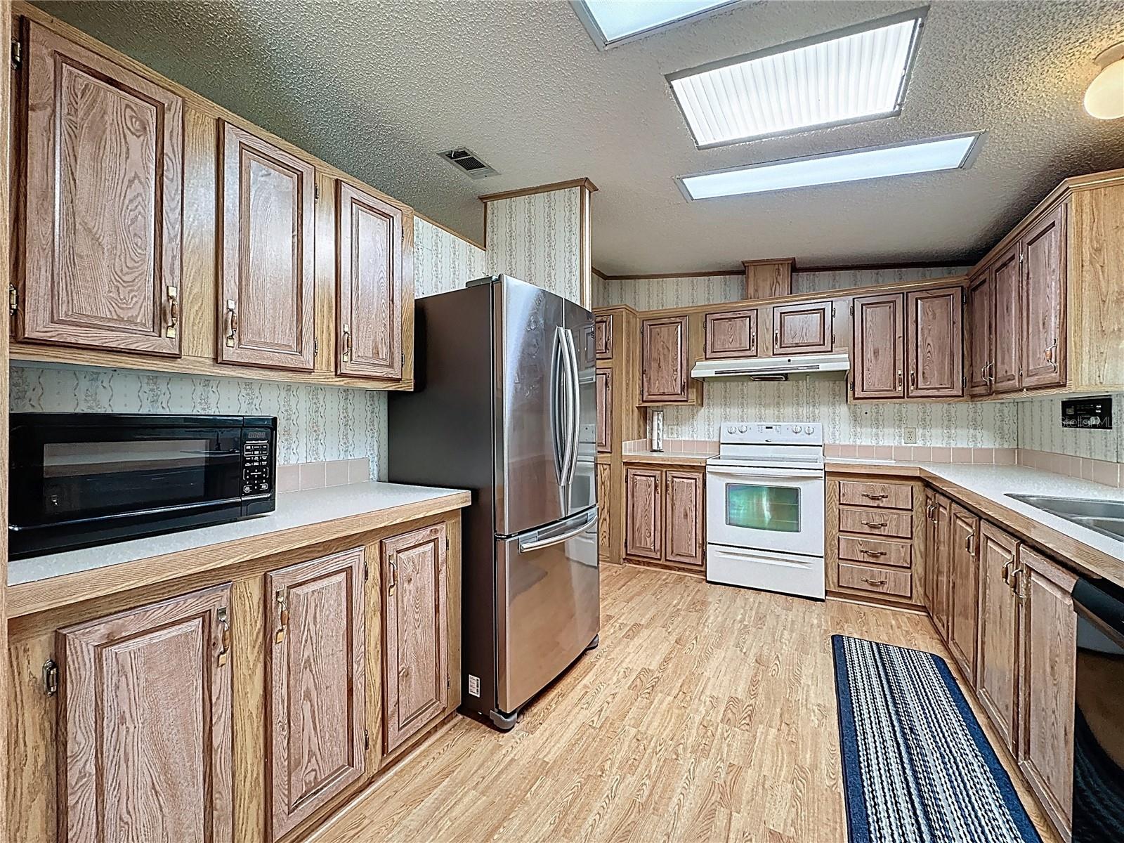 Image 10 of 29 For 449 Tivoli Park Drive
