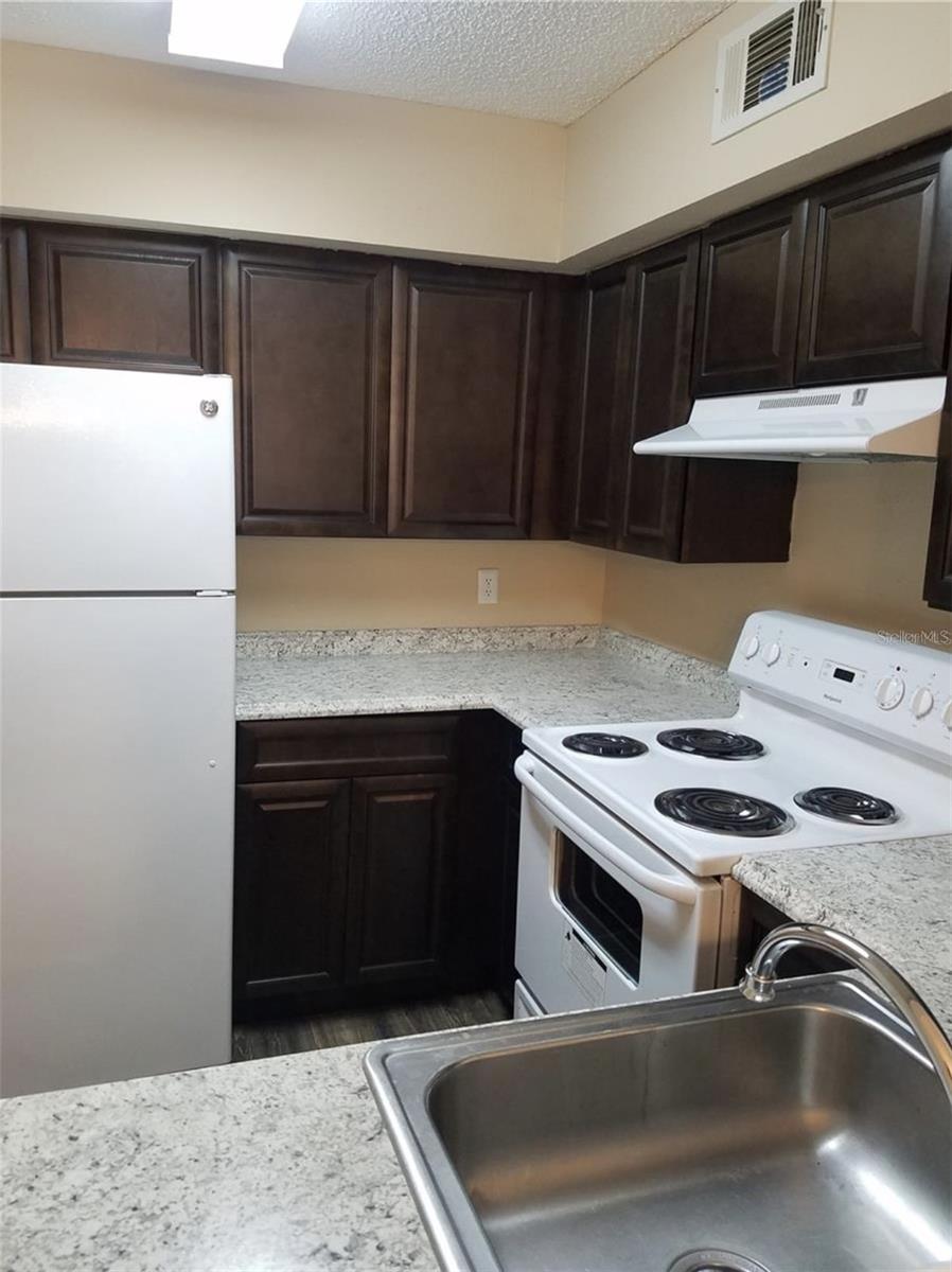 Image 4 of 15 For 3729 Lake Orlando Parkway 5