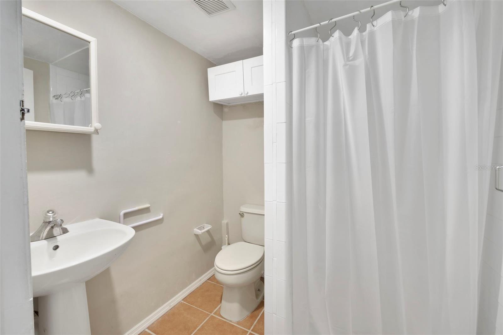 Image 12 of 34 For 2331 Oak Street