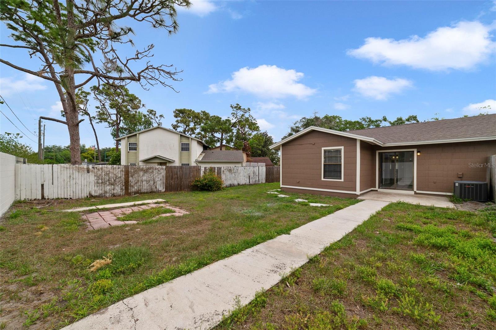 Image 16 of 17 For 5450 Peaco Place
