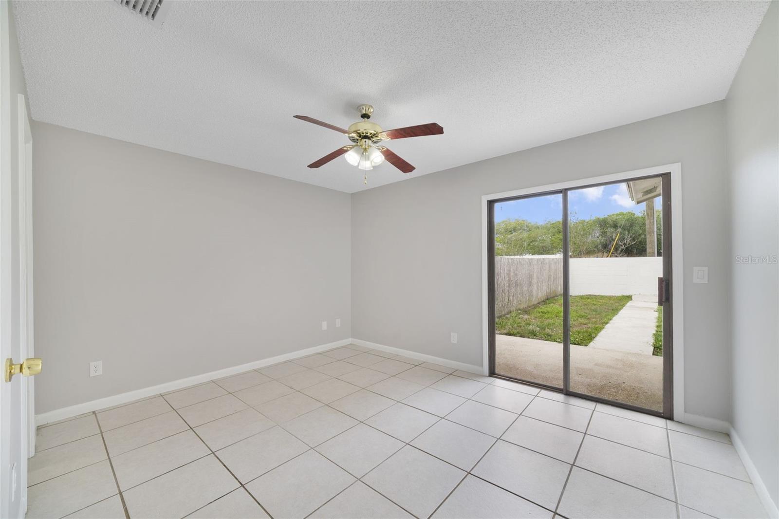 Image 8 of 17 For 5450 Peaco Place