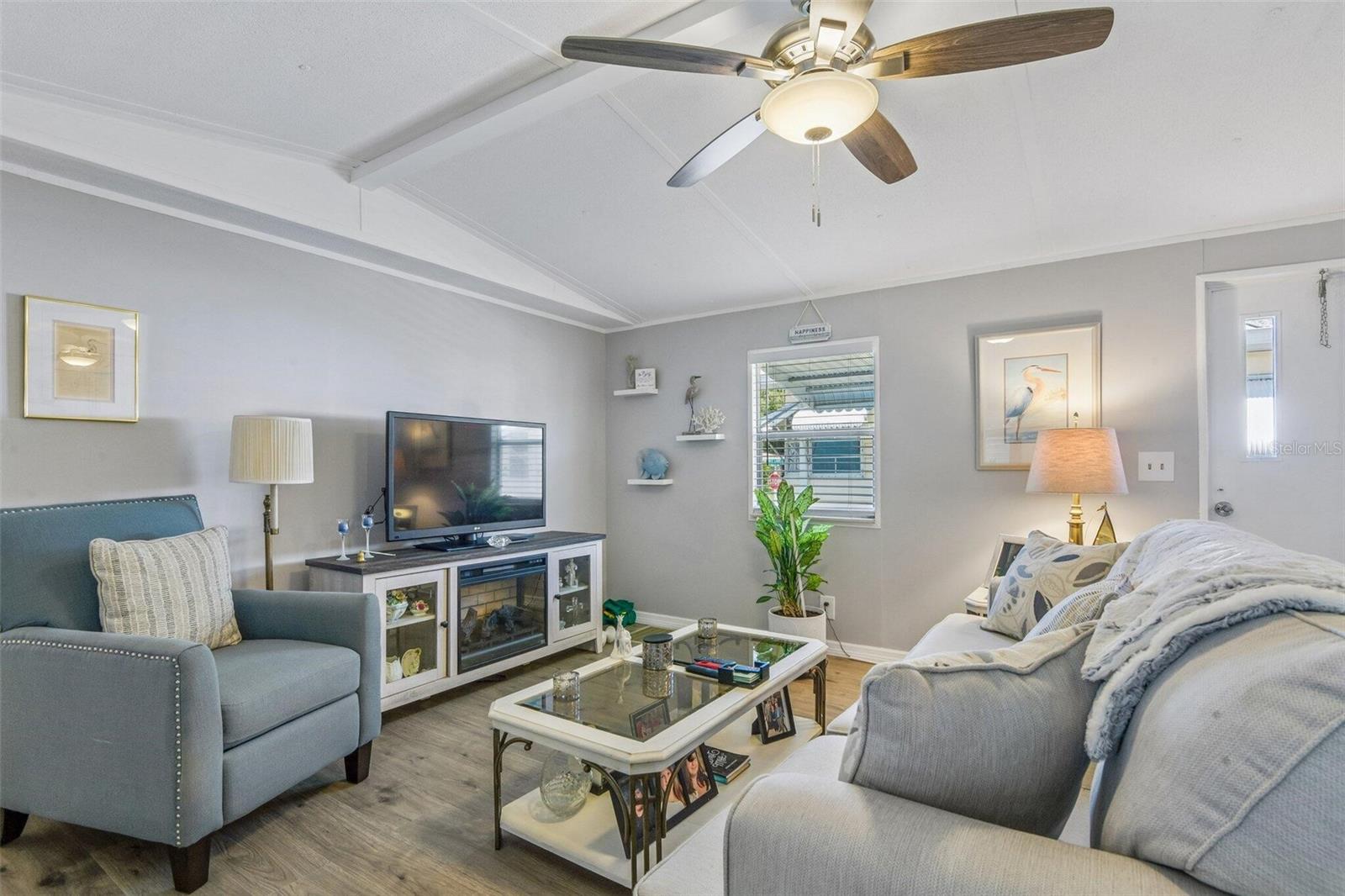 Image 3 of 17 For 3204 Pond Hollow Street
